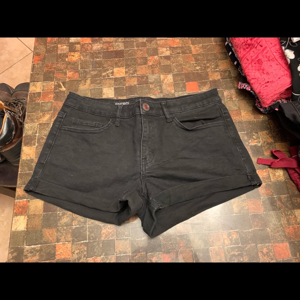 Short shorts